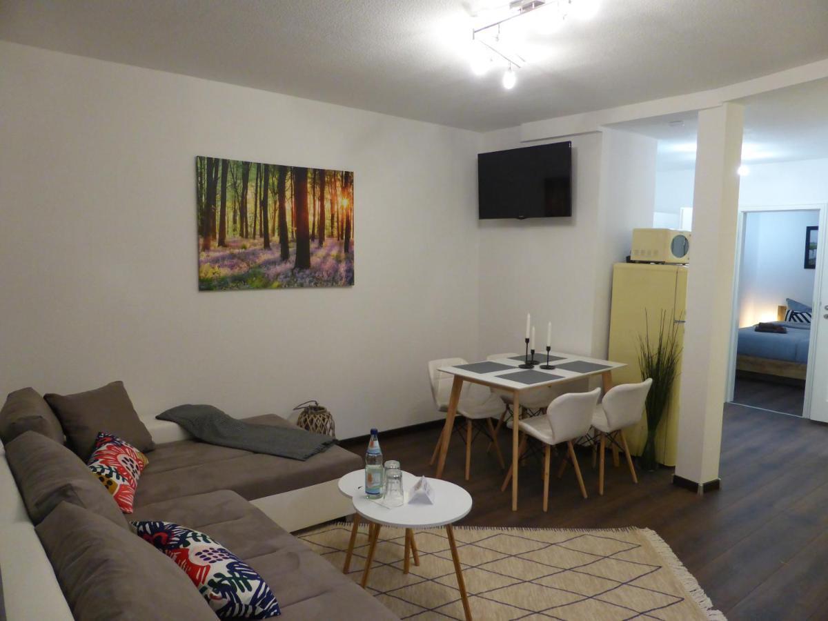 Goethe: Zentrale 2-zimmer-oase Mit Wlan & Parkplatz