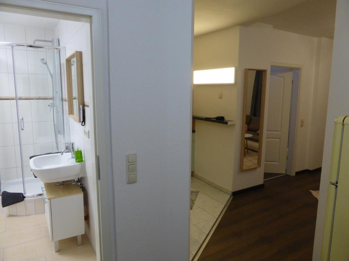 Goethe: Zentrale 2-zimmer-oase Mit Wlan & Parkplatz