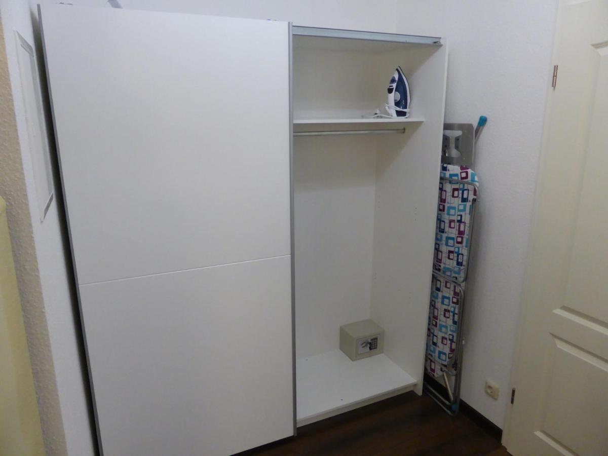 Goethe: Zentrale 2-zimmer-oase Mit Wlan & Parkplatz Apartment Jena