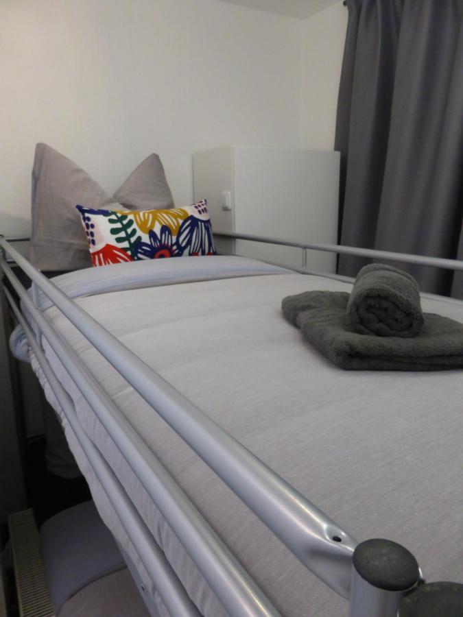 Goethe: Zentrale 2-zimmer-oase Mit Wlan & Parkplatz Apartment *