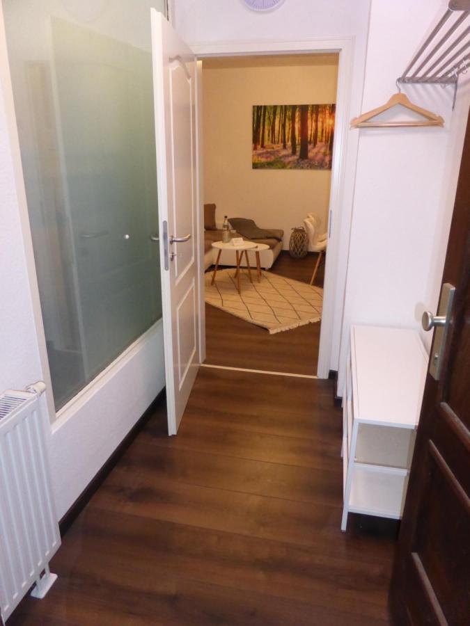 Goethe: Zentrale 2-zimmer-oase Mit Wlan & Parkplatz Apartment