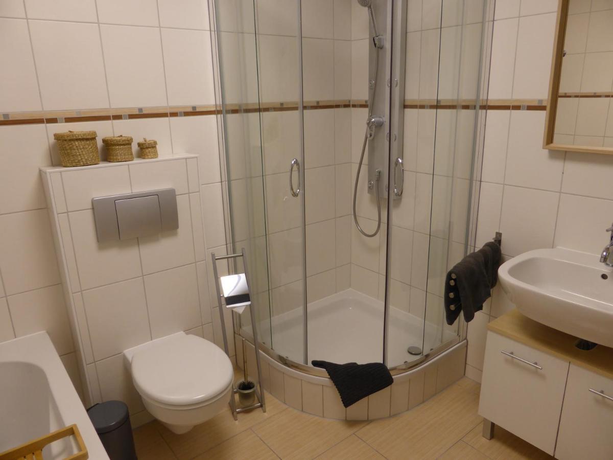 Goethe: Zentrale 2-zimmer-oase Mit Wlan & Parkplatz * Jena