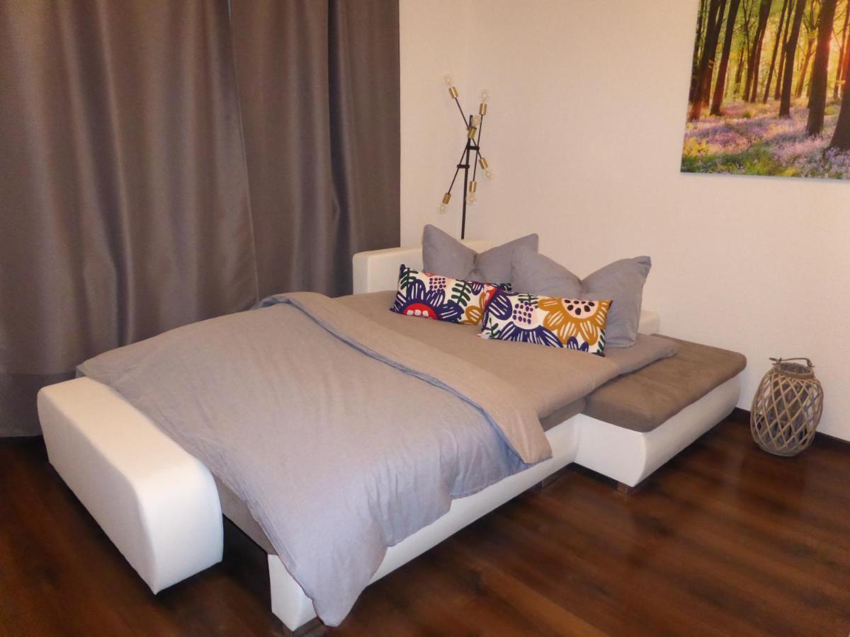Goethe: Zentrale 2-zimmer-oase Mit Wlan & Parkplatz