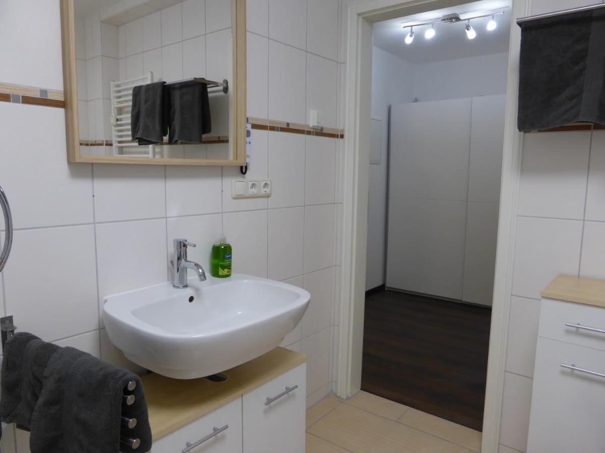 Goethe: Zentrale 2-zimmer-oase Mit Wlan & Parkplatz